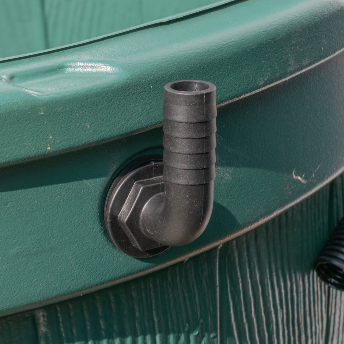 Water Butt 90° Overflow Elbow with Nut & Washer, 1/2"