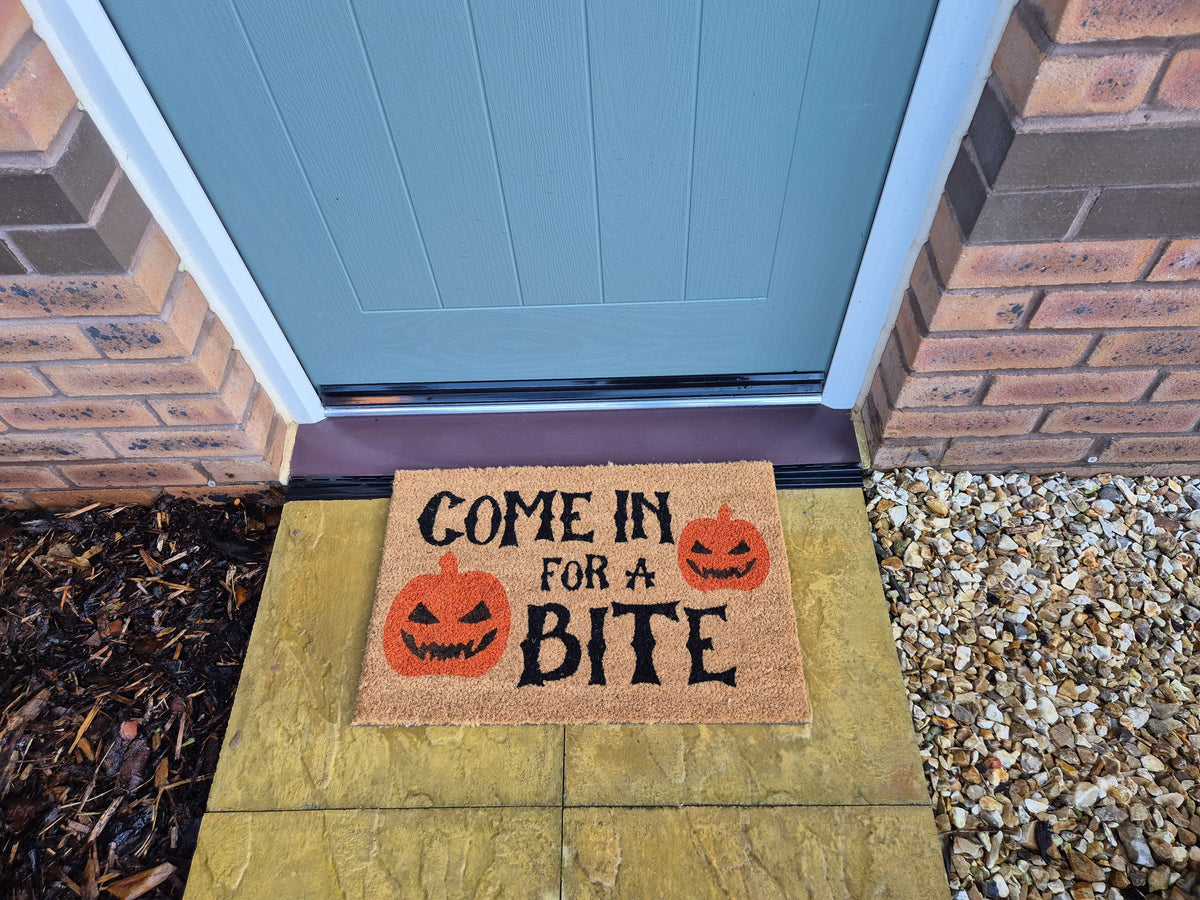 Coir Doormat, 60cm x 40cm - 'Come In For A Bite'