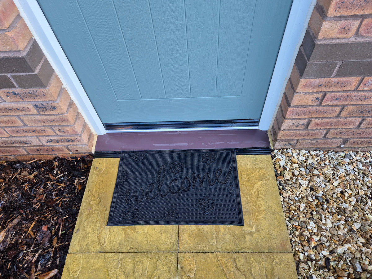 Rubber Doormat, 60cm x 40cm - 'Welcome' (Small Flowers)