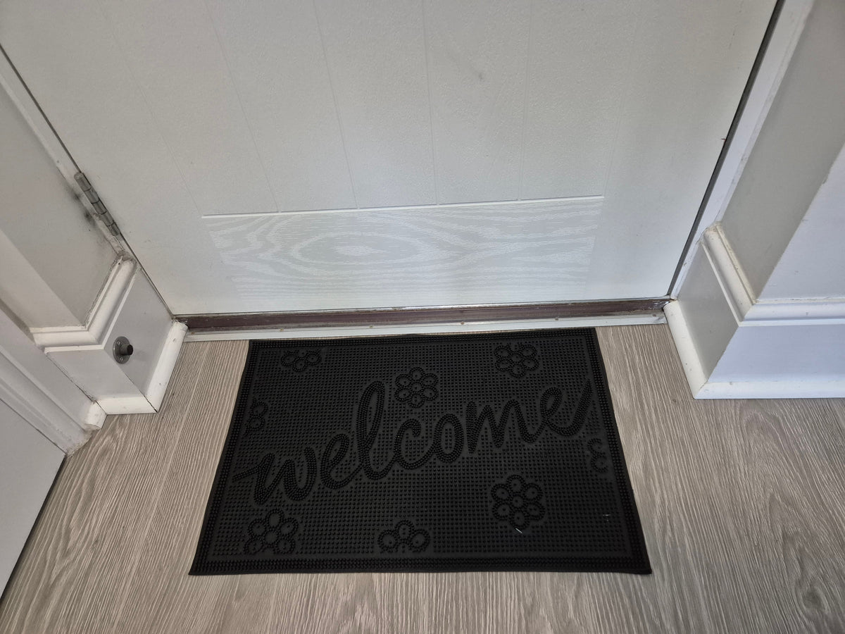 Rubber Doormat, 60cm x 40cm - 'Welcome' (Small Flowers)