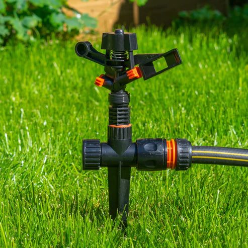 Pulsating Lawn Sprinkler on Spike, Eco line