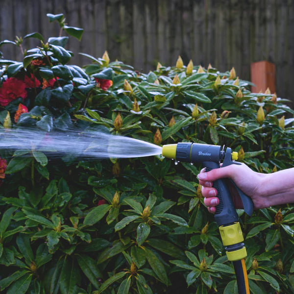 Grey & Lime Adjustable Flow Water Sprayer, LE5101