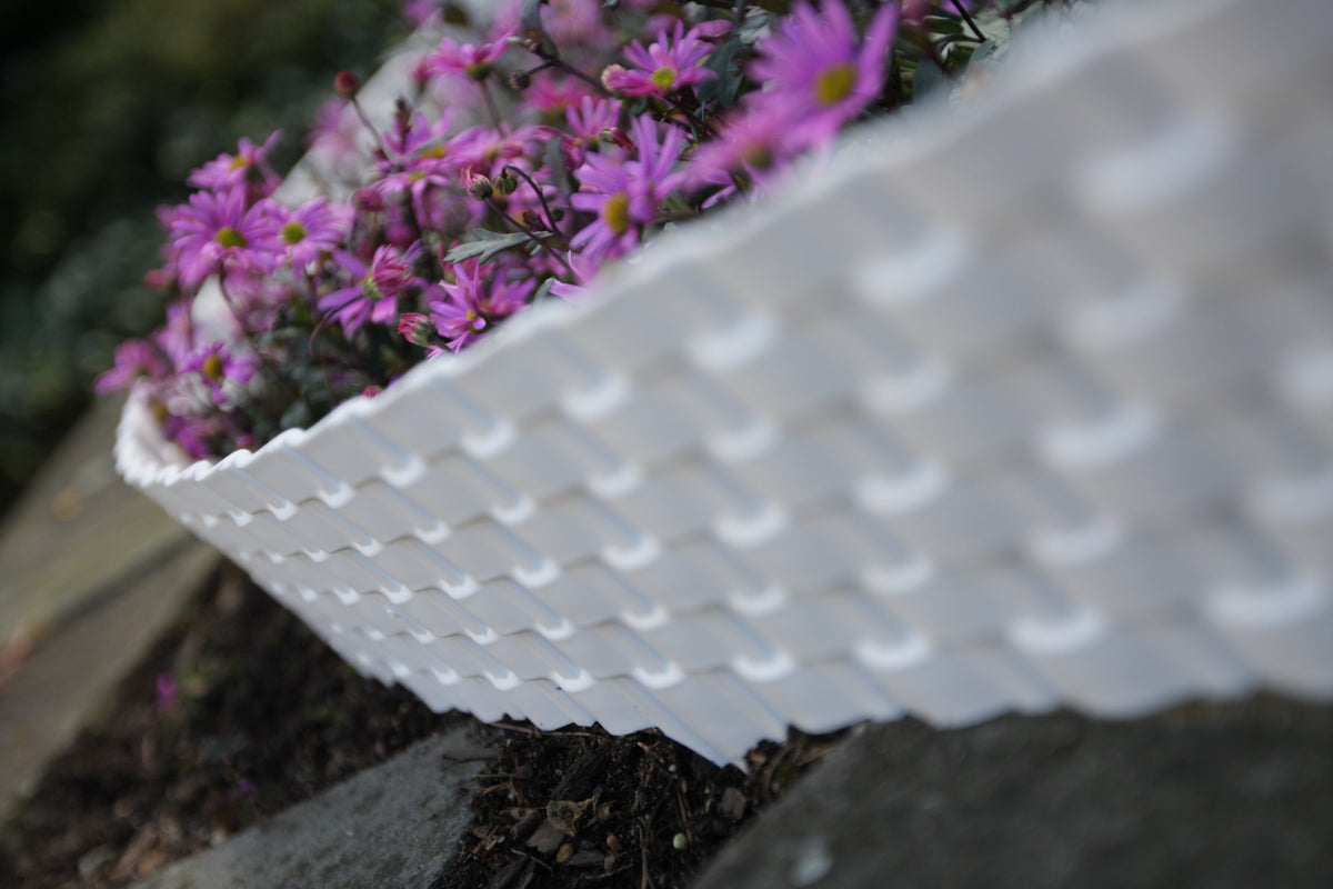Black Rattan Texture Palisade Lawn Edging, 2.4m