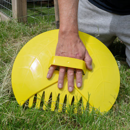 Garden Cleaning Leaf Grabbers, Yellow