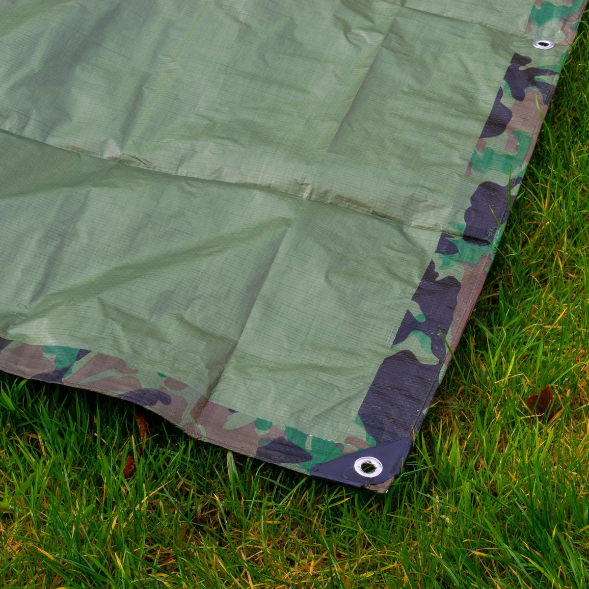 1.5m x 3m Camouflage Tarpaulins, Bradas 90 GSM