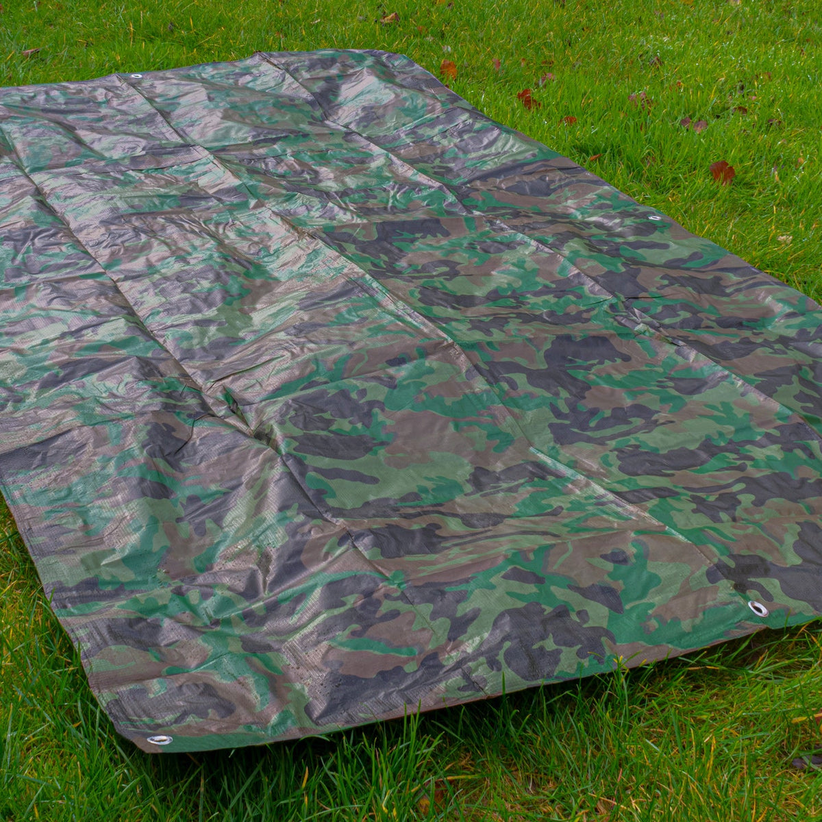 1.5m x 3m Camouflage Tarpaulins, Bradas 90 GSM